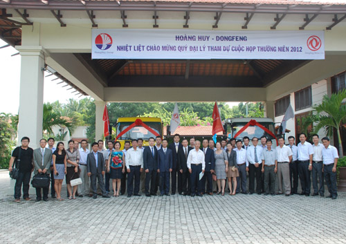 Hội nghị toạ đàm giữa Hoàng Huy-DongFeng và các đại lý trên toàn quốc.